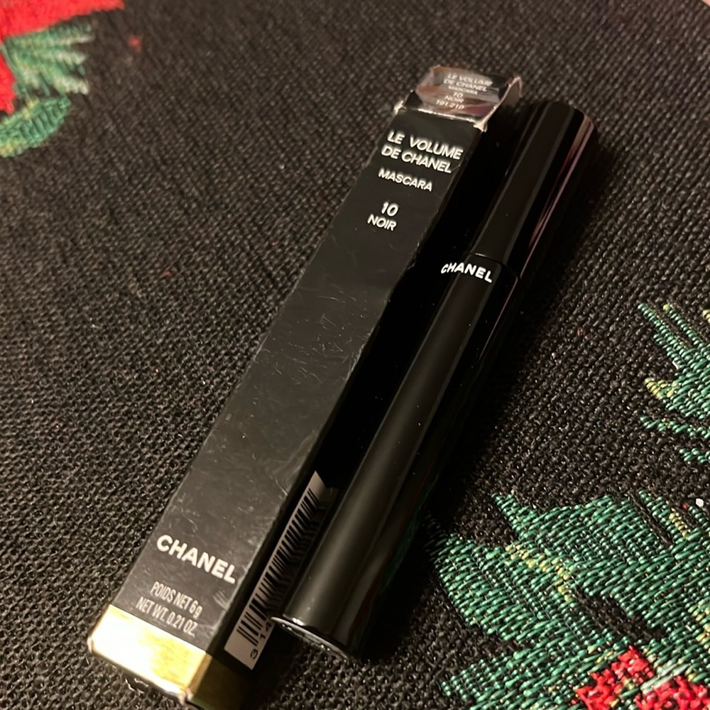 Chanel Mascara.